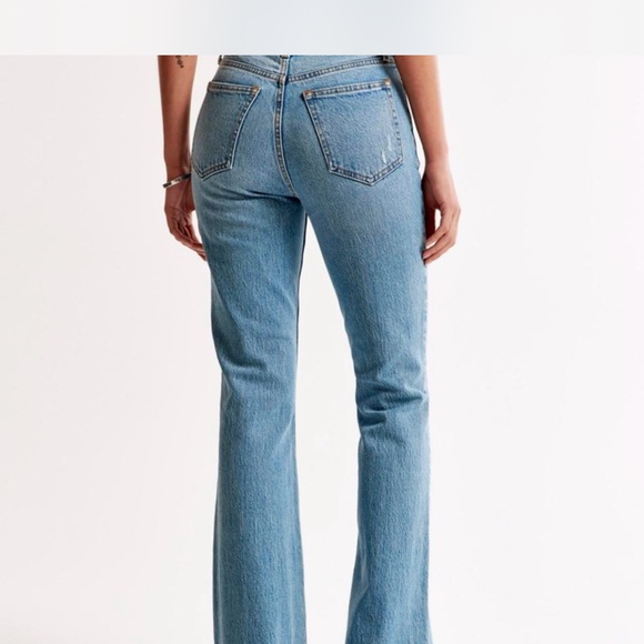 Abercrombie & Fitch The Vintage Flare High Rise Jeans - Picture 2 of 6